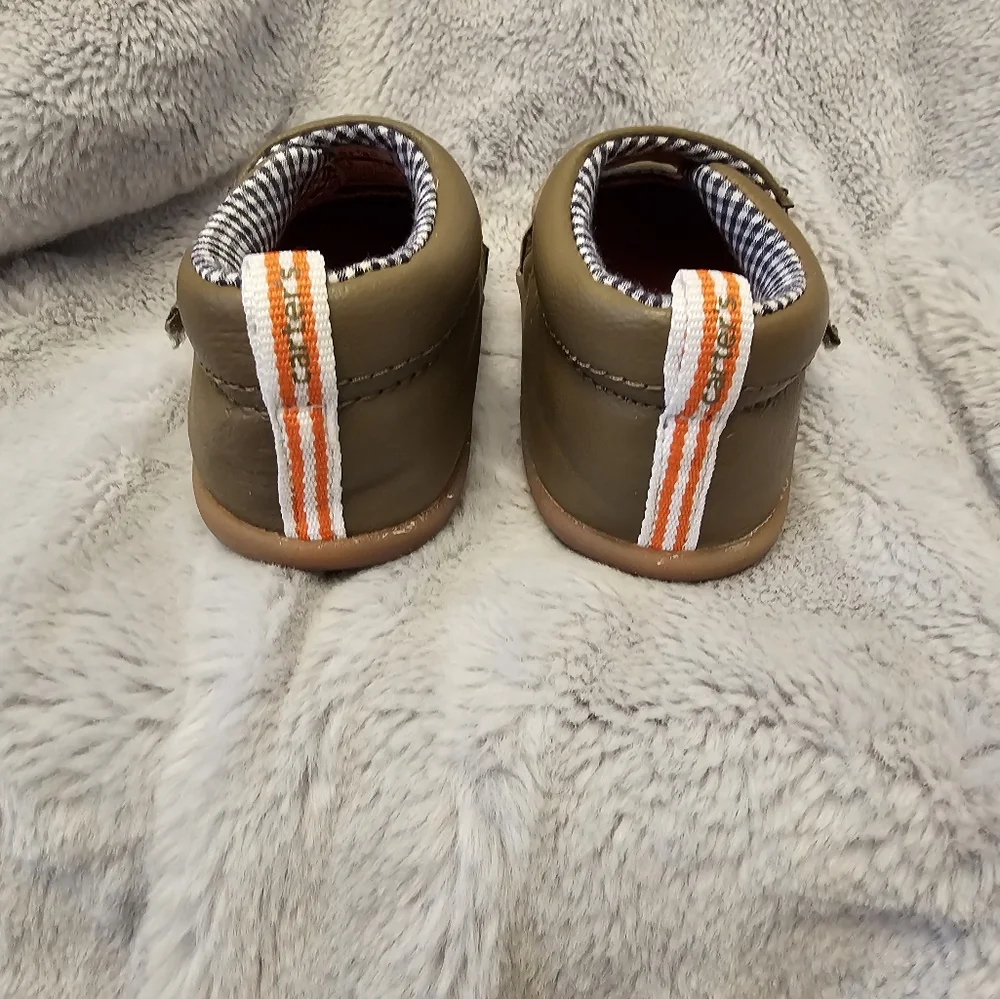 Carter’s Stage 4 shoes (stand)